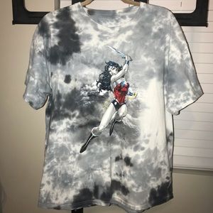 Classic Wonder Woman Tee shirt